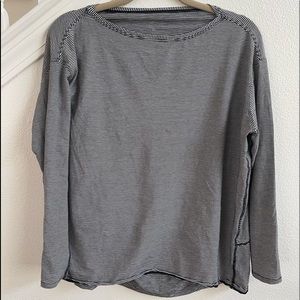 Lululemon Back In Action Long sleeve shirt